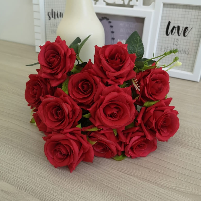 Искусственные цветы в Санкт-Петербурге | Цветы искусственные «Розы острые», красные, букет