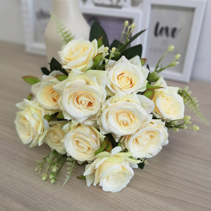 Искусственные цветы в Санкт-Петербурге | Цветы искусственные «Розы острые», молочно-персиковые, букет