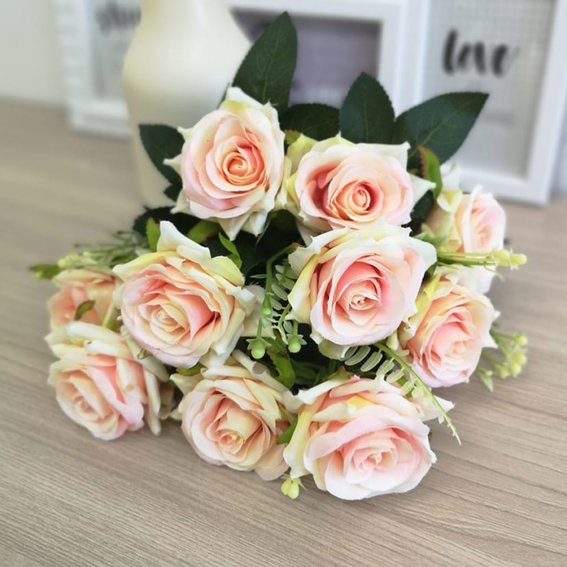 Искусственные цветы в Санкт-Петербурге | Цветы искусственные «Розы острые», розовато-молочные, букет